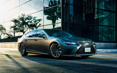 Lexus LS